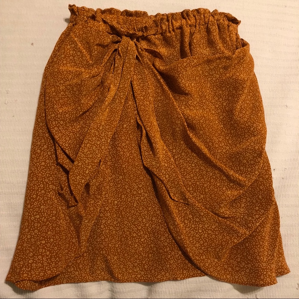 Club Monaco silk wrap ruched skirt.